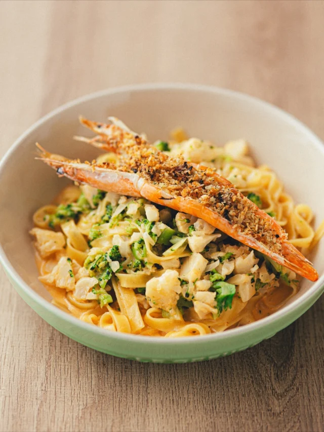 12月からスタートする
冬メニュー全品のご紹介です⛄️
⁡
⁡
アレルギー情報やメニュー名については
プロフィールのハイライト「冬メニュー」からご確認いただけます🔗
⁡
⁡
⁡
【価格と内容】
おひとりさま 2,300円
・選べるメイン＆デザート
・オードブルビュッフェ
・サラダバー
・フリードリンク
⁡
お子様セット 900円
・お子様うどんor選べるメインのハーフサイズ
・オードブルビュッフェ
・サラダバー
・フリードリンク
⁡
⁡
【ご予約方法】
プロフィールのリンク「ご予約はこちら」
またはお電話(053-592-1155)から承ります📞
⁡
⁡
ーーーーーーーーーーーーーーーーーーーーーーーーー
プロフィールはこちら↓↓↓
@the_akatorii.the_ocean
⁡
⁡
【営業時間】
11:00～14:00（火・水曜定休）
※詳細は営業カレンダーをご確認ください※
⁡
【ご予約方法】
プロフィールのリンク「ご予約はこちら」
またはお電話(053-592-1155)から承ります📞
⁡
【お問い合わせ先】
公式HPのお問い合わせメール、または電話(053-592-1155)にお願いいたします。
⁡
⁡
ーーーーーーーーーーーーーーーーーーーーーーーーー
⁡
#ジオーシャン #弁天島 #浜名湖 #浜松ランチ #浜名湖ランチ